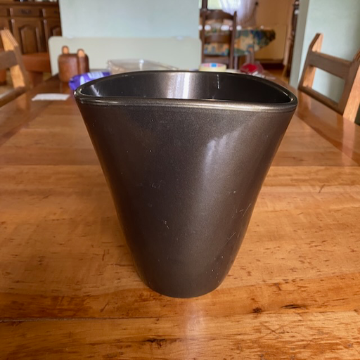 Vase 10