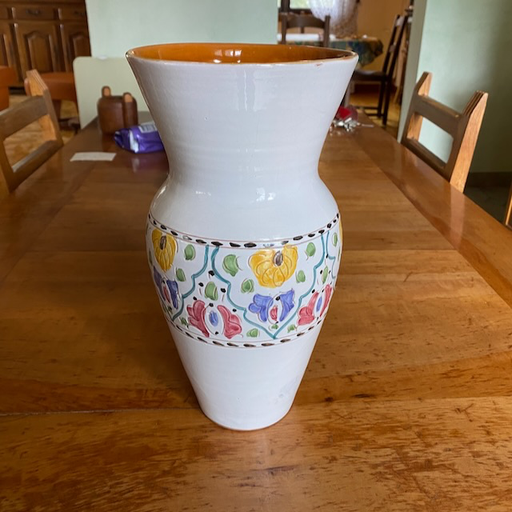 Vase 2
